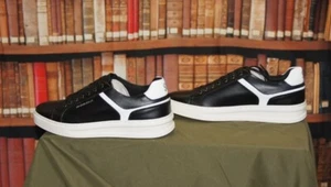 Steve Madden McCord Black and White Sneakers size 10 - Picture 1 of 6