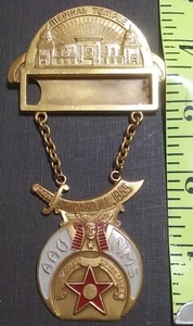 1955 Masonic Medal Pin Chicago IL Medinah Temple Imperial Council Session - Picture 1 of 2