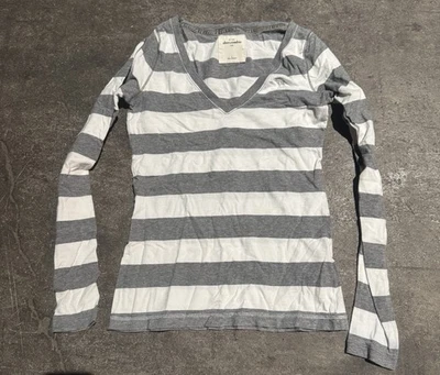 Y2K Abercrombie Kids Girls Striped Slim Fit V Neck Long Sleeve Shirt Large - Image 1 of 4