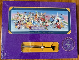 Juego de bolígrafos conmemorativos del 25 aniversario de Disney Remember The Magic 1996 nuevo en caja - Imagen 1 de 4