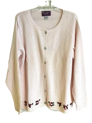 Cárdigan Suéter Denim & Co. Talla Grande Rosa con Fondo Floral Bordado Foto 1 de 4