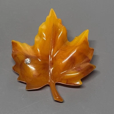 Avon Maple Leaf Brooch Pin Amber Brown Lucite Resin Rhinestone Autumn Fall - Image 1 of 4