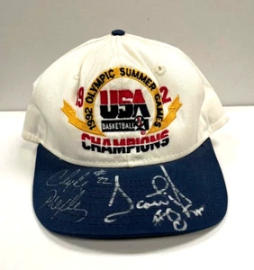 Drexler/Pippen Signed 1992 Barcelona Olympic USA Basketball Cap Beckett BAS HOF - Picture 1 of 6