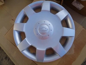 GM 96452294 CHEVY EPICA 2005 2006 WHEEL HUB CAP OEM NEW GENUINE - Picture 1 of 5