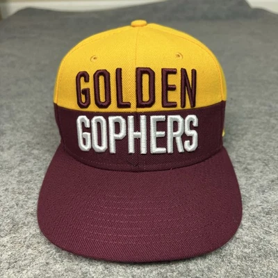 Gorra Minnesota Golden Gophers Snap Back NCAA Baloncesto Nike Hombres Universidad Foto 1 de 4