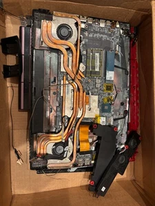 GE63 Raider RGB-For Parts-Not tested - Afbeelding 1 van 2