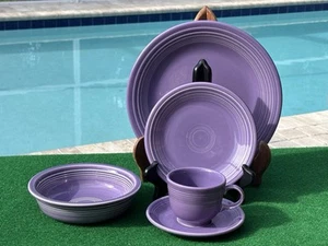 5 PC. FIESTA LILAC (1993-1995) PLACE SETTING - Picture 1 of 1