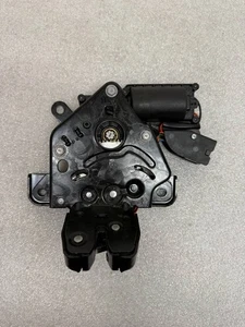 ⚓️2017-2024 Tesla Model 3 Y Rear trunk lid lock latch actuator OEM 1500604-00-B - Picture 1 of 3