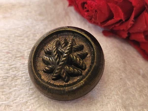 Bouton ancien en verre marron kaki effet passementerie 2,2 cm D7B - Picture 1 of 5