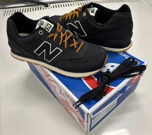 BRAND NEW NEVER WORN | New Balance 574 Classic Men's Size 10.5 ML574HRD Trainers - Picture 1 of 5
