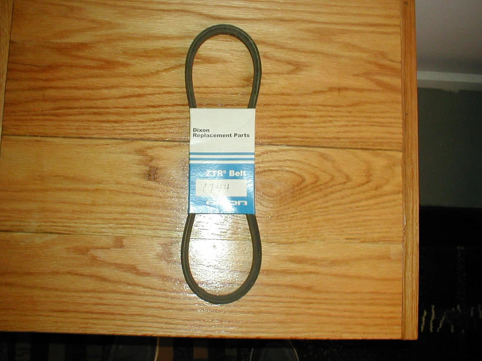 Dixon 1744 or 539124291 belt, new old stock original OEM part - Image 1 of 1