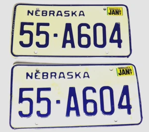 Set 2 paia targa USA antica originale d'epoca 1987 87 Nebraska 55-A604 - Foto 1 di 5