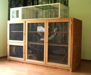 XXL Käfig /Nagerheim/Kleintiergehege aus Holz für Nager, Frettchen, Chinchilla - Bild 1 von 3
