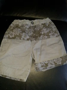 URBAN SUPPLY BOYS SIZE 7 YEARS VINTAGE BLUE SHORTS WITH FLORAL TRIMS - Picture 1 of 7