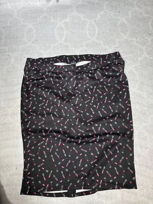 Torrid Tube Skirt  Womens  Size 4 Black Lipstick  Print Midi NWT (90) - Image 1 of 4