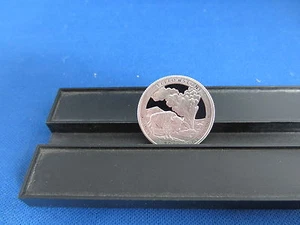 2010-S Yellowstone SILVER Quarter Deep Cameo Mirror Proof Upper Grading Ranges - Imagen 1 de 3