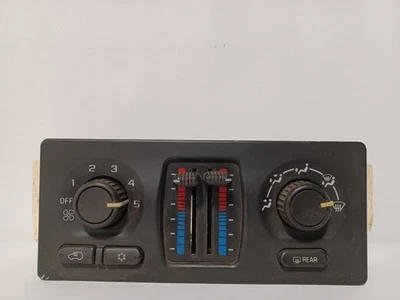 Control de temperatura delantero manual Opt CJ3 ID 25945046 compatible con 03-09 ENVOY 582677 Foto 1 de 4