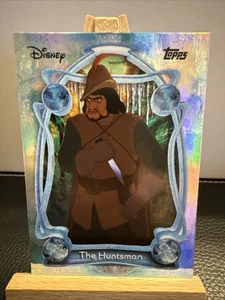 2025 Topps Disney Wonder Tier 1 Foil #3 The Huntsman - Bild 1 von 2