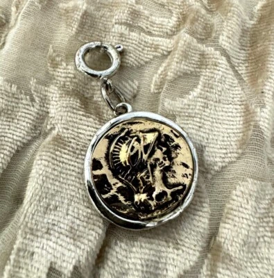 encanto poético creciente Foto 1 de 4