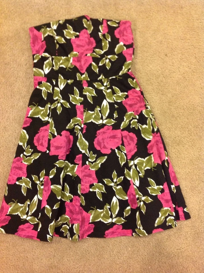 Twenty one Ivory Floral Print Retro Style Modcloth Dress 100% Cotton - Small - Image 1 of 1