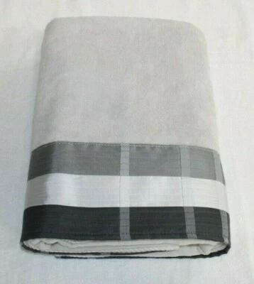 Croscill Bath Towel Fairfax 100% Cotton Machine Wash Grey Silver Charcoal NEW - Image 1 of 4