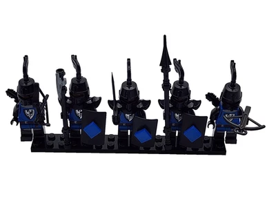 LEGO CASTLE BLACK FALCON 5 PACK BLACK/ BLACK SHEILDS MINI FIGURE - Image 1 of 4