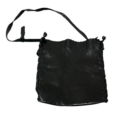 Bolso de fiesta vintage hecho a mano de cuero de ciervo negro Foto 1 de 3