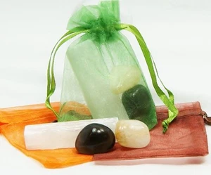 The Essential Crystal Kit Gift Sets x 10 - Picture 1 of 1