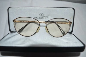 VALENTINO - MADE in ITALY BEAUTIFUL GOLD FRAME EYEGLASSES (MODEL V358 917 ) - Picture 1 of 10