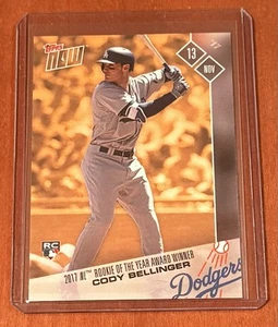 2017 Topps Now #OSB-2 Cody Bellinger 2017 N.L. ROOKIE OF THE YEAR BONUSKARTE - Bild 1 von 2