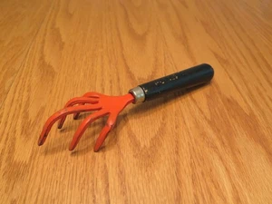 Vtg. POLAR Orange Garden Claw Rake Hand Tool 5 Tine Farm Weeder Hoe Wood Handle - Bild 1 von 13