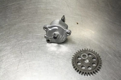 01-03 SUZUKI GSXR 600 ENGINE MOTOR OIL PUMP 16400-35F00 Foto 1 de 4