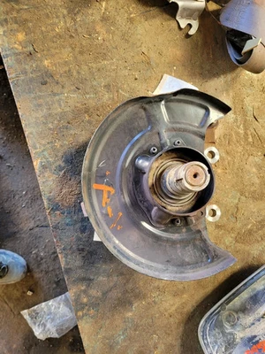 2001-2004 Nissan Xterra 4x2 RH Spindle Knuckle Assembly OEM Foto 1 de 3