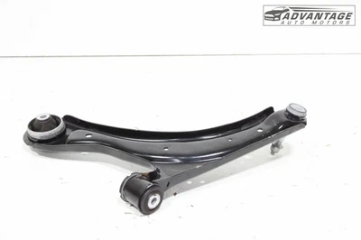 2024-2025 CHEVROLET TRAX BRAZO DE CONTROL INFERIOR LADO PASAJERO DELANTERO DERECHO OEM Foto 1 de 4