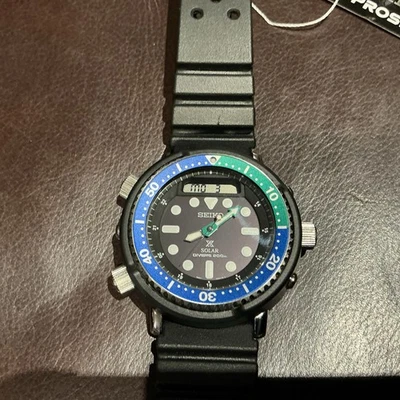 New Seiko Prospex Solar Hybrid "Arnie" Divers 200M Men's Watch SNJ039 - Image 1 of 4