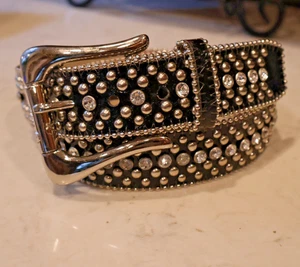 Guess schwarz Gr. M DAMEN Glitzer Kristall GÜRTEL Nieten 1 1/2" breit Lackgürtel 1091 - Bild 1 von 4