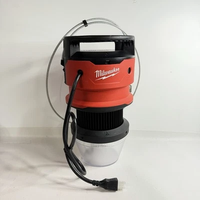 Milwaukee 2156-AC RADIUS LED 130W Temporary Site Light 120VAC Power Cord Red - Image 1 of 4