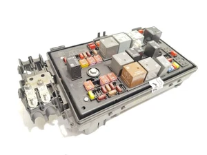 13343767 CAJA RELES / FUSIBLES / 7638904 PARA OPEL ASTRA J P10 1.7 CDTI 68 - Foto 1 di 10