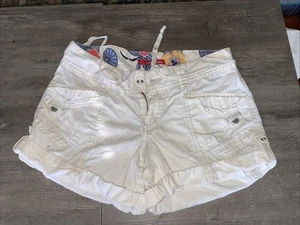Vintage 90s Union Bay Low Rise White Cargo Shorts Size 1 - Picture 1 of 8