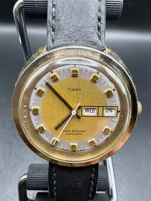 RARO RELOJ TIMEX UFO RALLY 1973 DÍA FECHA ESFERA HOMBRE FUNCIONANDO CAJA TONO DORADO 39 MM Foto 1 de 4