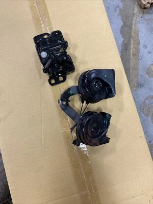 Dodge Journey Crossroad 2014-2017 bocina y soporte y capó de cierre 68211336AC 👌OEM Foto 1 de 4