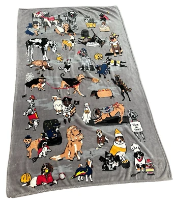 Vera Bradley Howl O Ween Dogs Best in Show Halloween Blanket Throw 51x81 - Image 1 of 4