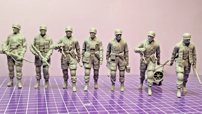 Deutsche Fallschirmjäger Paratrooper 7er Set  Scale  1:16 WW2 - Bild 1 von 4