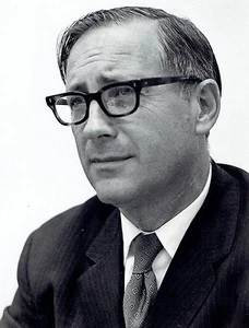 Original DBLWT Foto von 1969 von WHITE HOUSE PHOTOGRAPH Dr. Jean Mayer - Bild 1 von 2