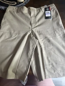 Boys Size 18 Under Armour Shorts Khaki Chicos With Adjustable Waist  - Picture 1 of 6