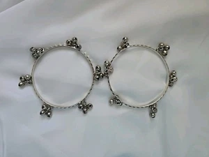 Camrose & Kross Audrey Hepburn Timeless Collection Silver Bracelet Bells Set  - Picture 1 of 6