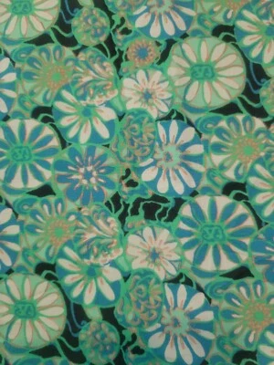 Daisy Shine~~ Amy Butler  Rowan Westminster~~Daisies   16.5" x 44" - Image 1 of 4