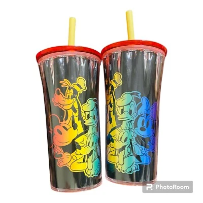 Vaso Mickey Mouse And Friends Rainbow colección Disney Foto 1 de 3
