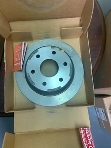 NEW GM OEM BRAKE ROTOR 19211496 - Picture 1 of 1