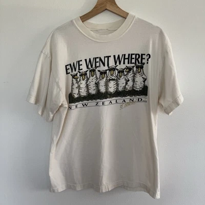 复古 90 年代新西兰衬衫男式 L 码 Ewe Went Where? Sheep Klassic猕猴桃T恤 — 第 1/4 张图片